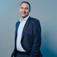 Klienti AZ Energies skončili o víkendu v režimu dodavatele poslední instance a musí si najít dodavatele nového